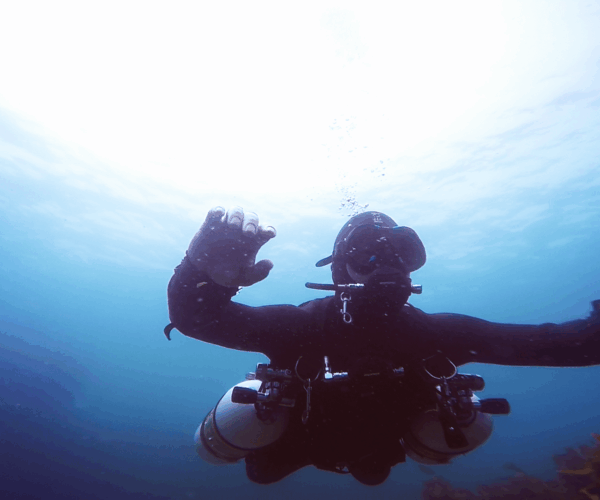 Sidemount Diver